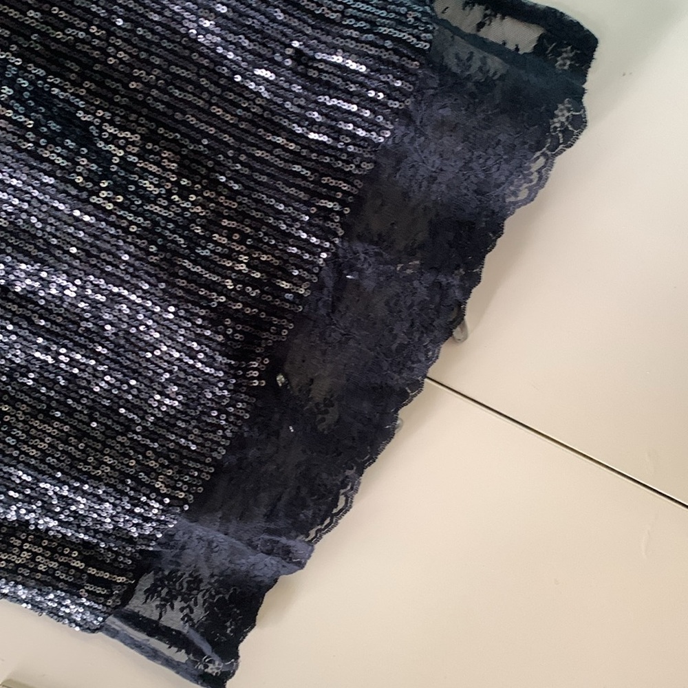 Lucky Brand sz XS Navy Sequin Skirt lace trim like new! - Picture 5 of 6